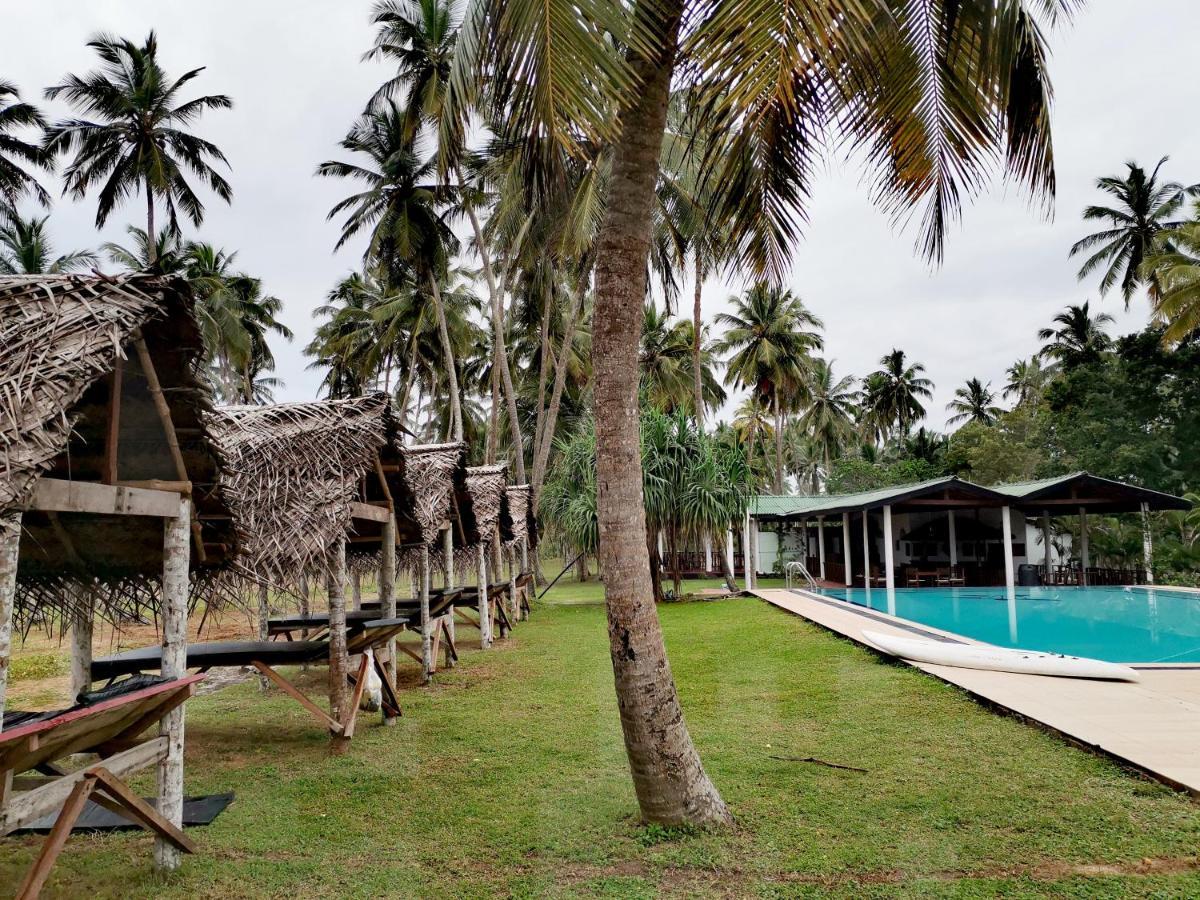 Helios Beach Resort Tangalle Exterior photo