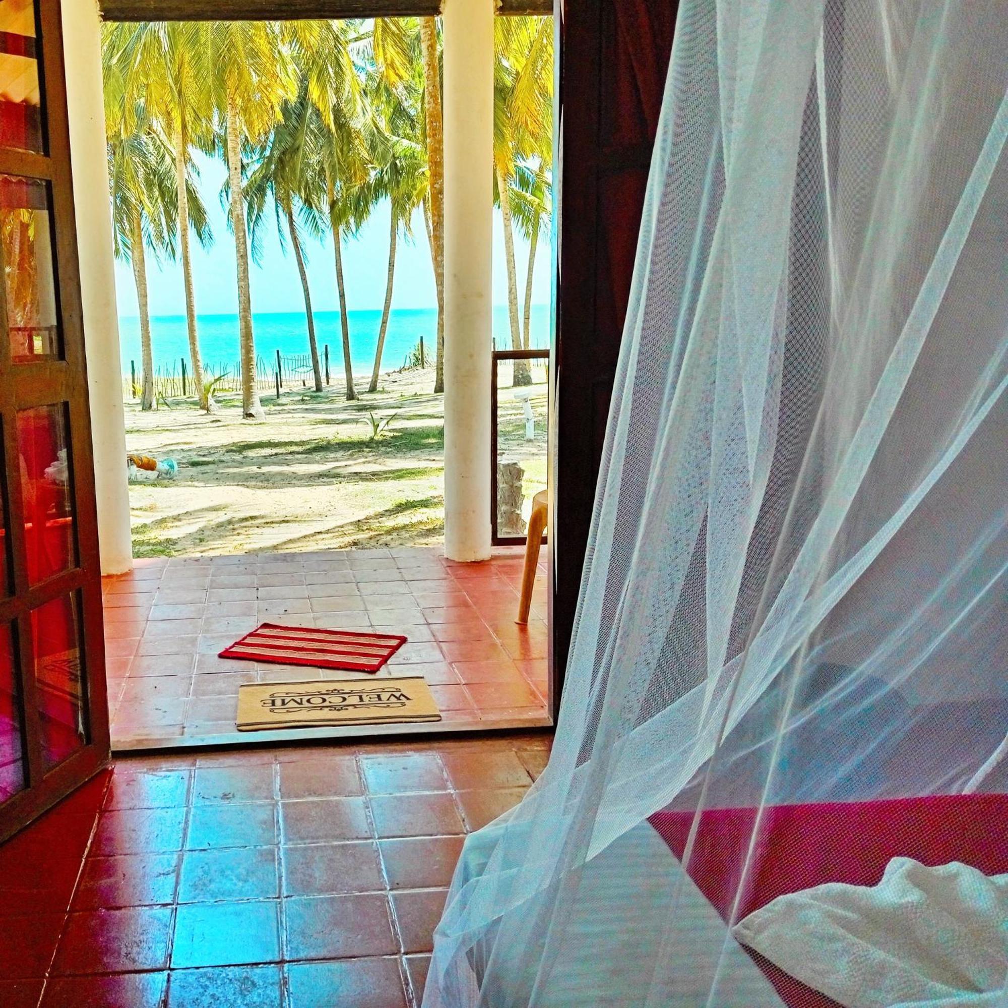 Helios Beach Resort Tangalle Exterior photo